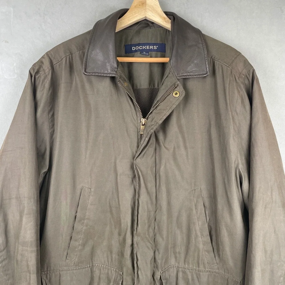 Dockers Mens Field Jacket‎ Olive Brown Resin Coated Fleece Quilted Lined L READ